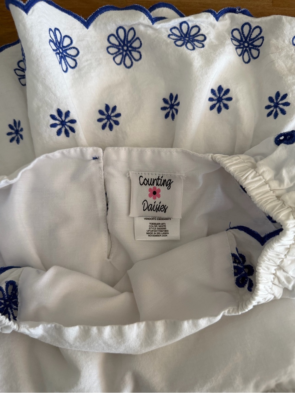 White & Blue Embroidered Ruffle Kids Dress Size 4T - Picture 7 of 8